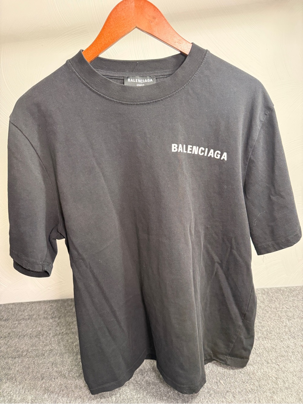 Balenciaga Black T-Shirt with White Back Logo Large - Picture 6 of 7